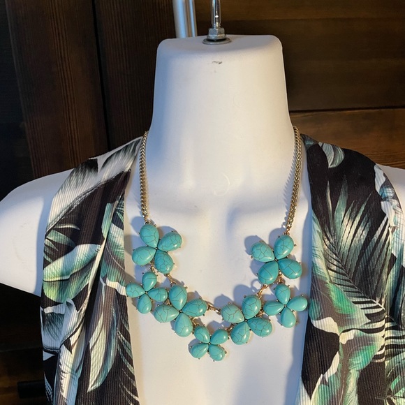 Necklaces - Picture 8 of 10